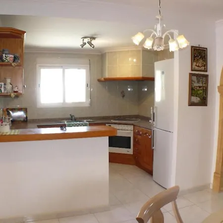 Denia, 2 Dormitorios, 4 Personas - Es-262-3